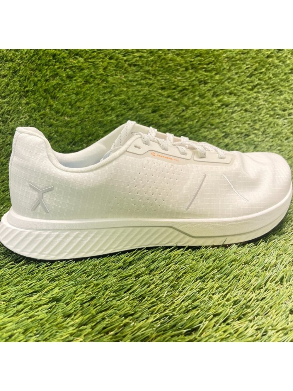 Flux Footwear Adapt Graphene RR White Mens Size 11 Athletic Shoes Sneakers